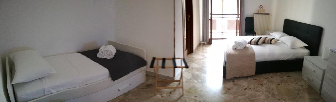 Rosita Rooms Lecce Esterno foto